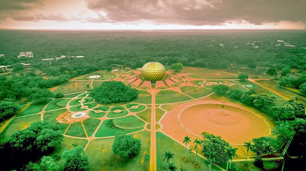Auroville – Ein Traum aus Licht